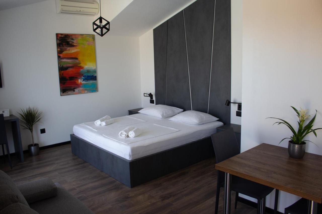 Apartments Villa Jelena Vodice Exteriör bild